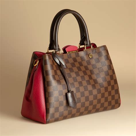 louis vuitton bag publicity picture.